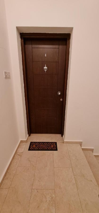 Oytam Apt Нікосія Екстер'єр фото